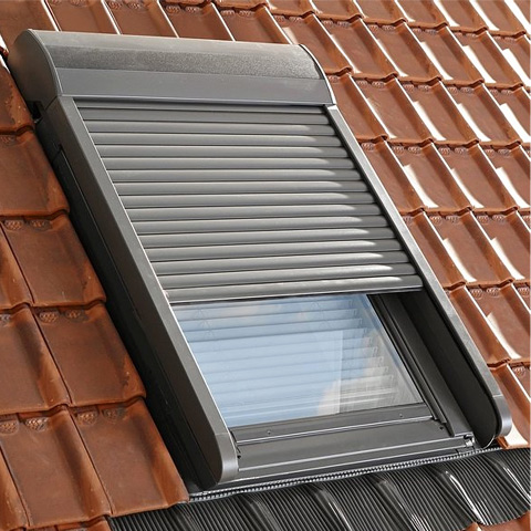 Velux Désenfumage Mécanique GGL S2076M - 114 x 118 - SK06 > Cage d'escalier