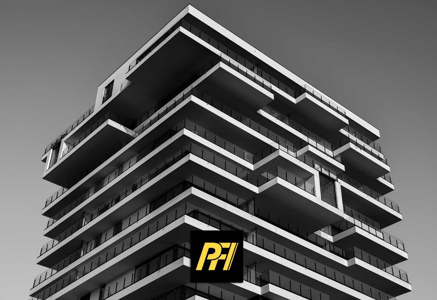 Entreprise désenfumage - PFI Désenfumage est le spécialiste du désenfumage naturel, de l'éclairage naturel et de l'aération naturelle.